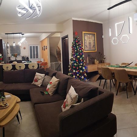 Villa Strati نافبليو المظهر الخارجي الصورة